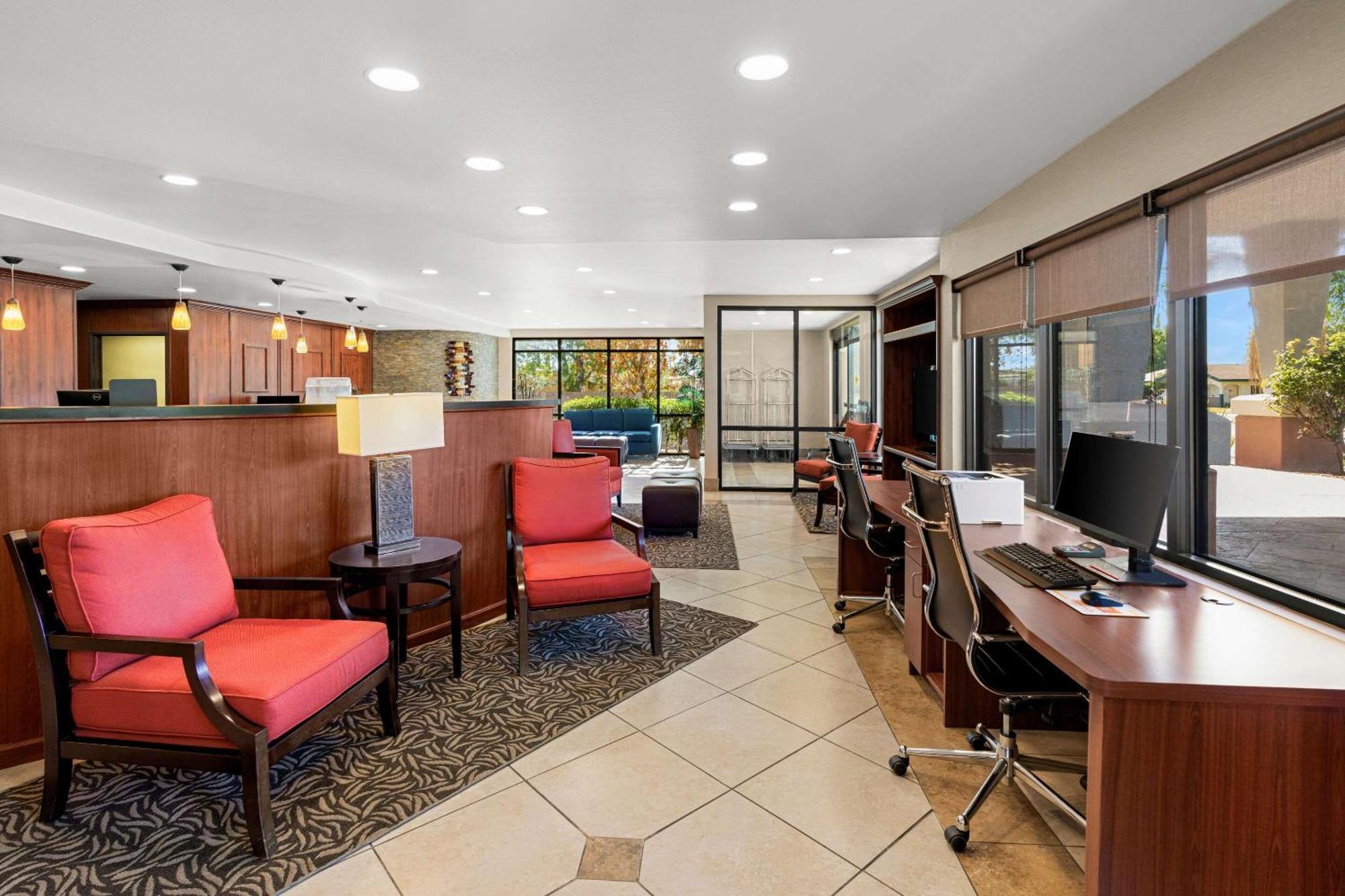 Comfort Suites Vacaville-Napa Valley Area Exterior foto