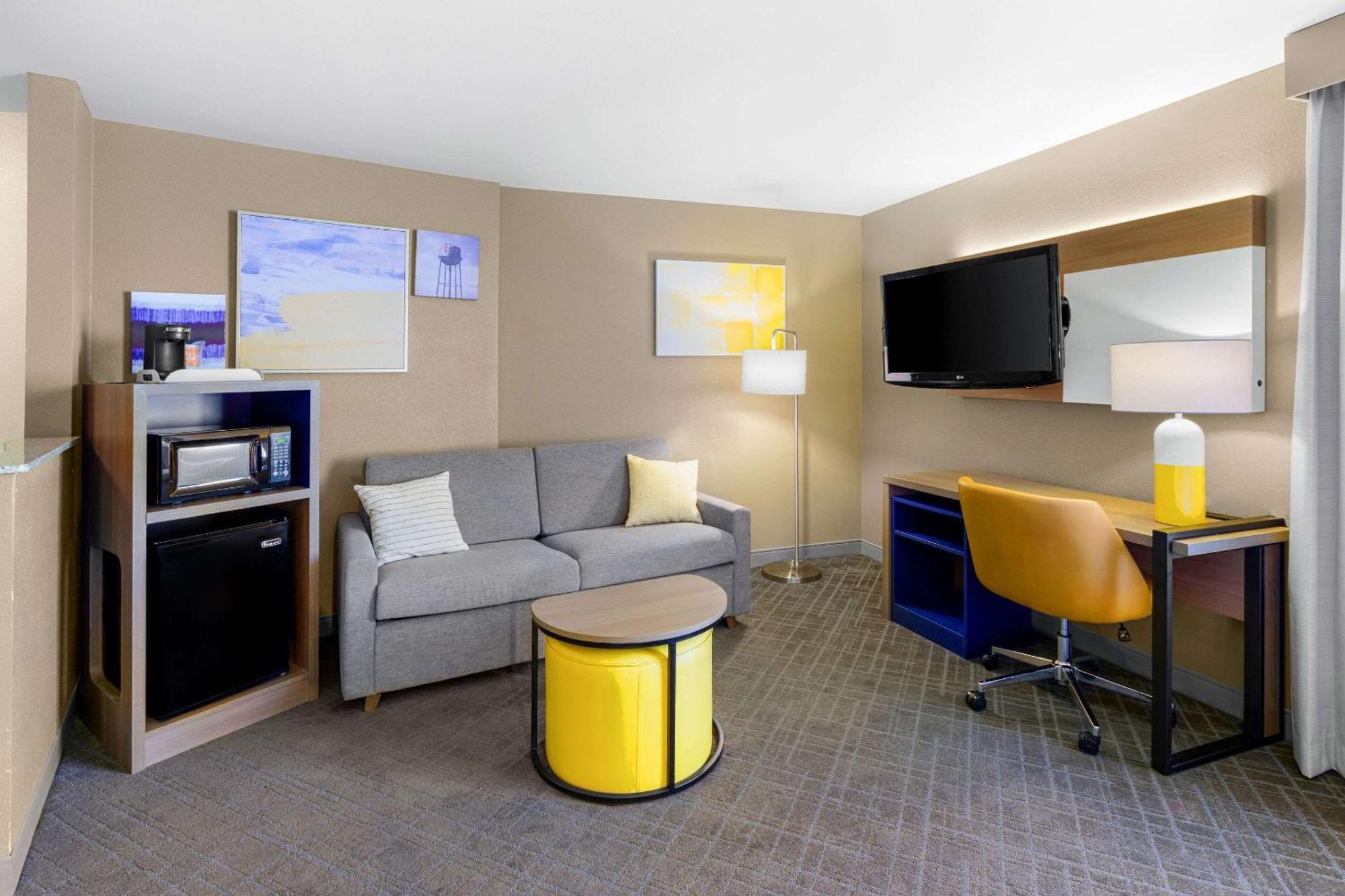Comfort Suites Vacaville-Napa Valley Area Exterior foto